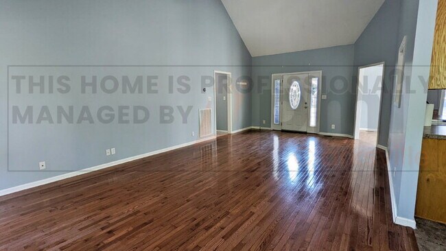 Building Photo - 3317 Sunny Slope Dr