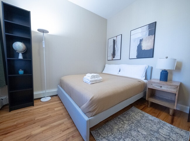 Building Photo - 234 W 112th St