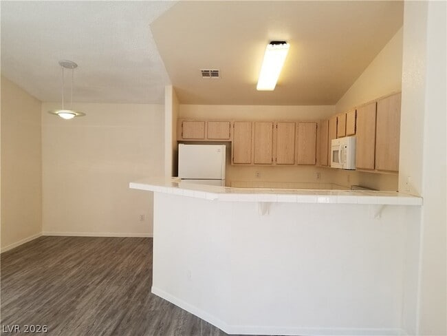 Building Photo - 733 Wheat Ridge Ln