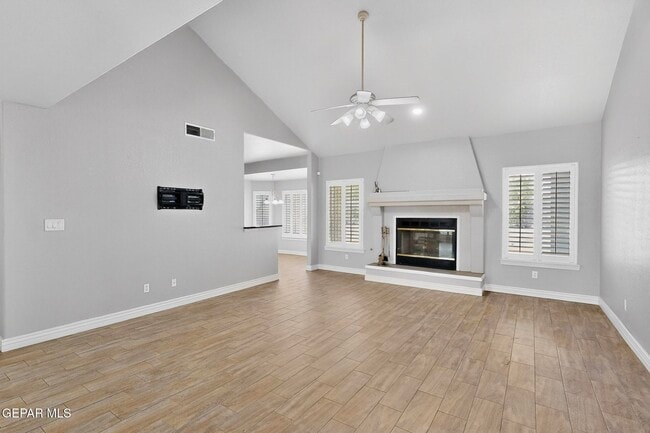 Building Photo - 1365 Desert Canyon Dr