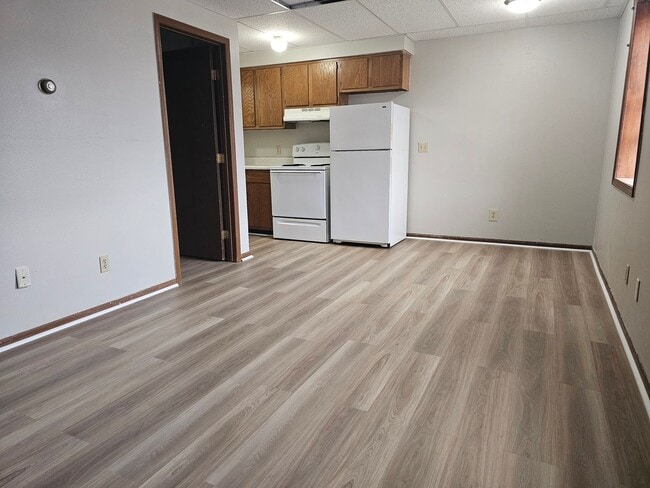 Building Photo - One Bedroom Downtown