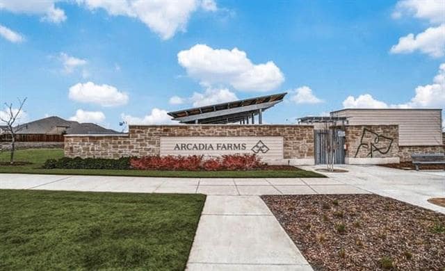 Building Photo - 309 Hackberry St