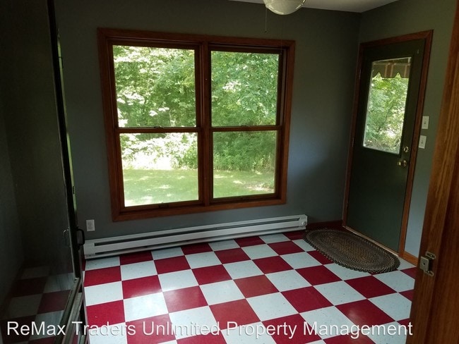 Building Photo - 4 br, 4 bath House - 517 Coal Bank Rd.