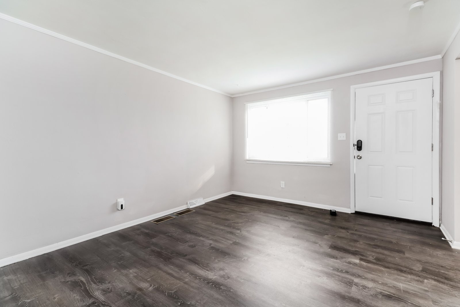 Building Photo - 105 Veronica Dr