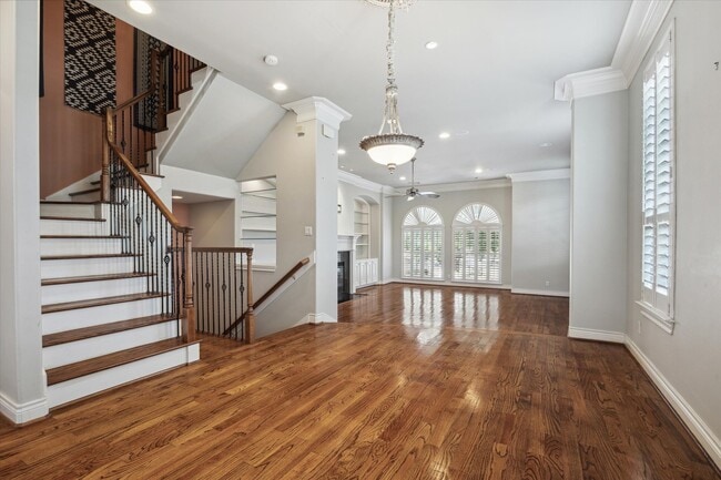 Building Photo - 2943 Brompton Square Dr