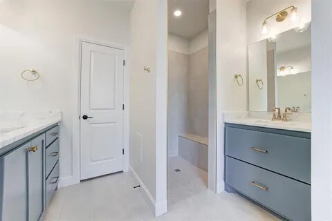 Building Photo - 3007 Pescara Dr