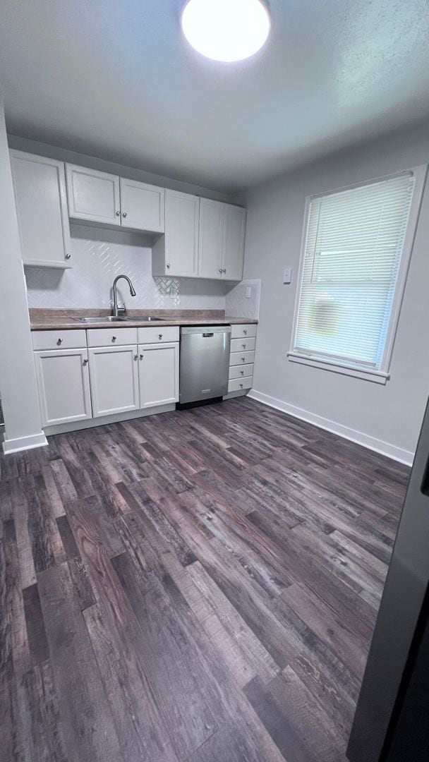 Building Photo - NEWLY RENOVATED Shadle 4 bedroom 2 bath