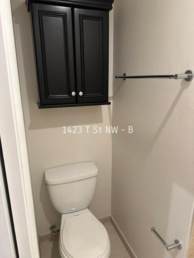 Building Photo - 1423 T St NW