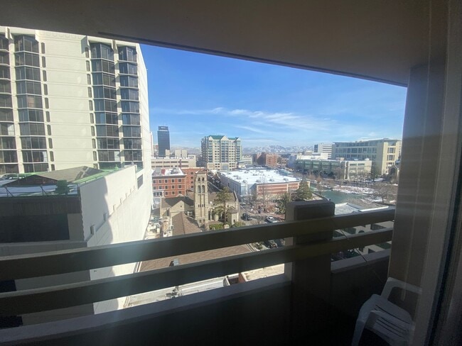 Building Photo - Artisan Towers Apartment for rent - 7th floor - Updated