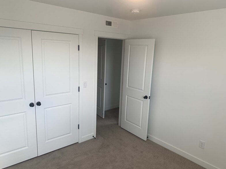 Bedroom 1 - 5403 W Big Sur Dr