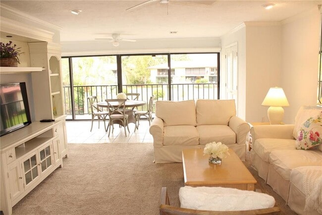 Building Photo - 6472 Seagull Dr