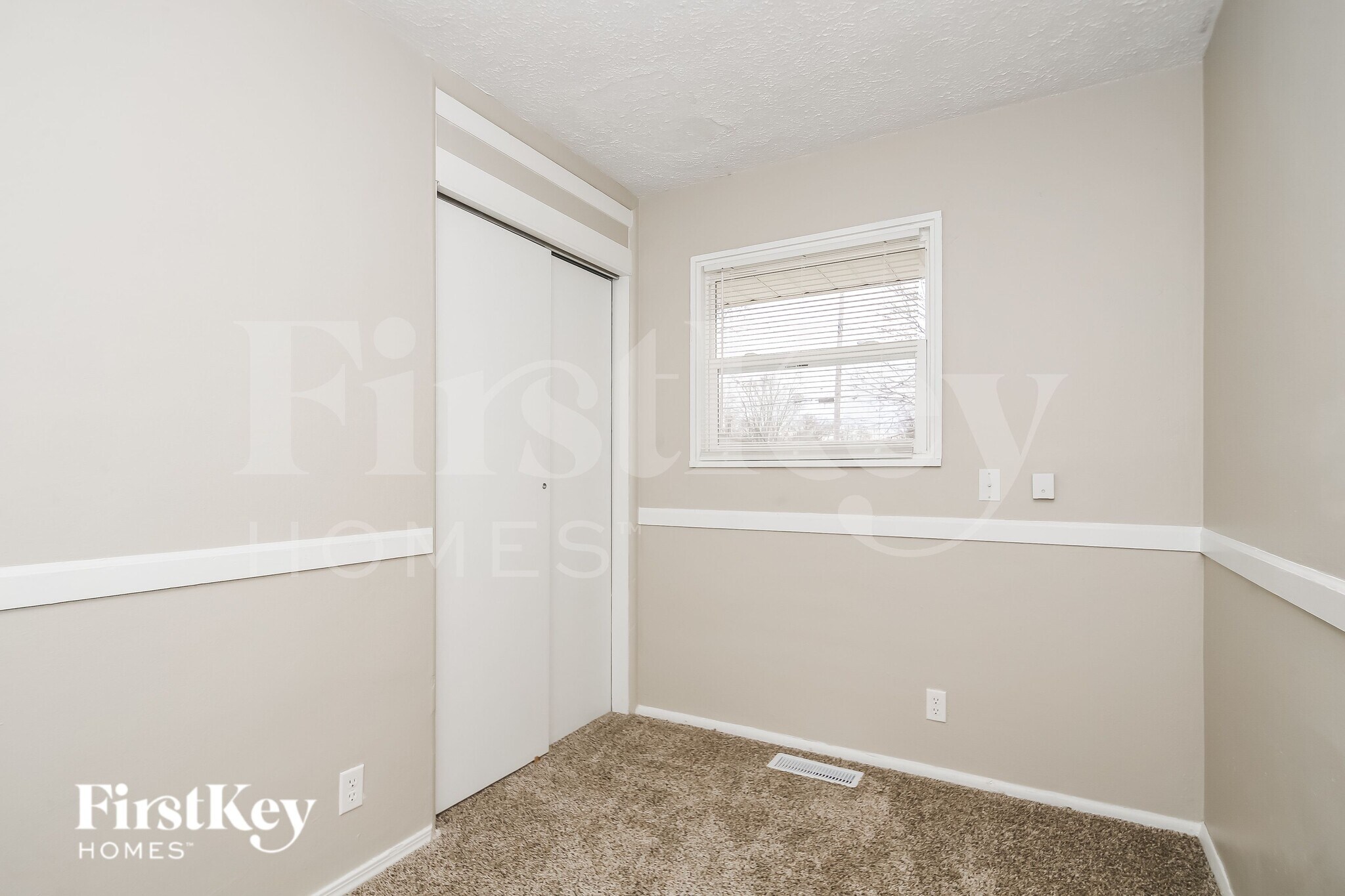 Building Photo - 4742 Normal Ave