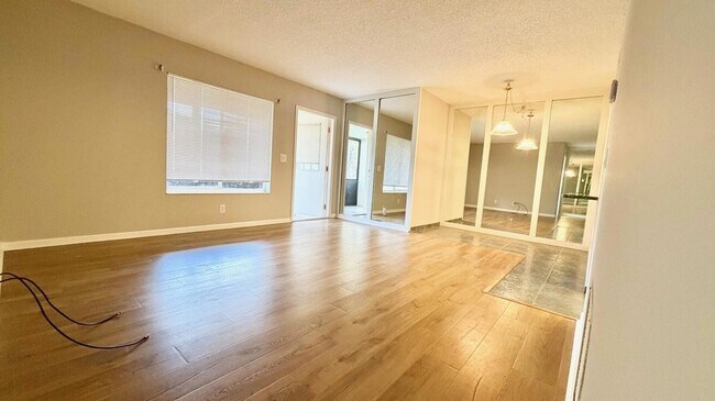 Building Photo - 4717 Sable Pine Cir