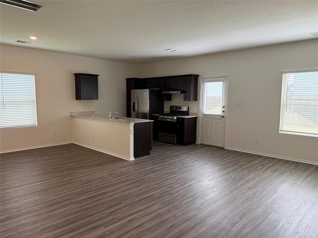 Building Photo - 117 Crownover Cove