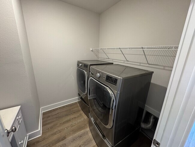 Building Photo - 3533 Sailfish Dr