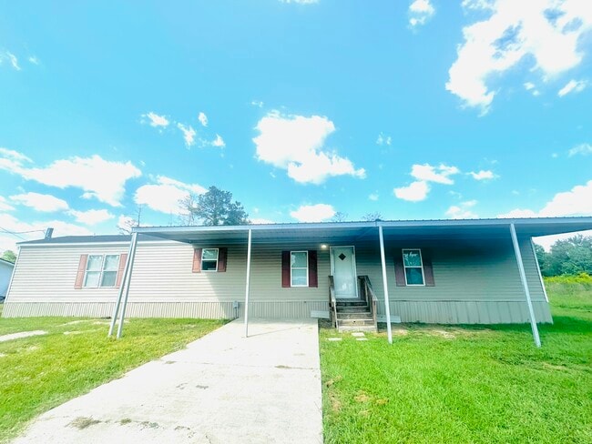 Building Photo - 207 Juniper Rd