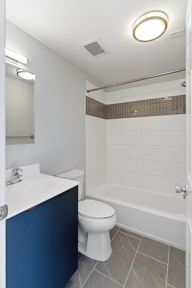 Building Photo - 160 Lafayette St