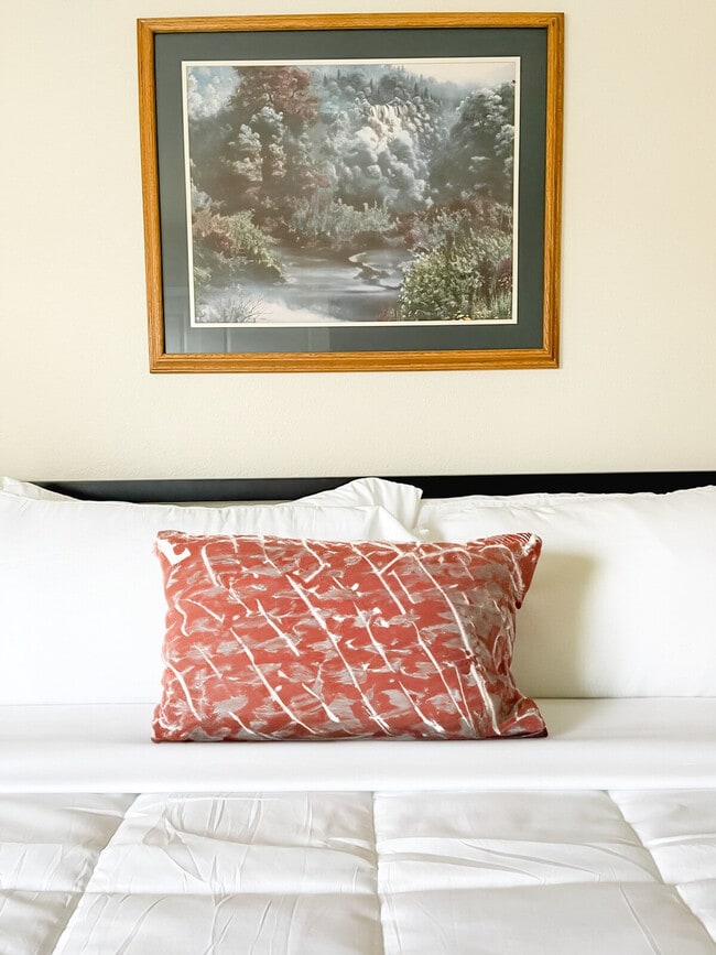 Building Photo - 12701 N Pennsylvania Ave