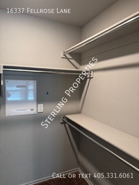 Building Photo - 16337 Fellrose Ln