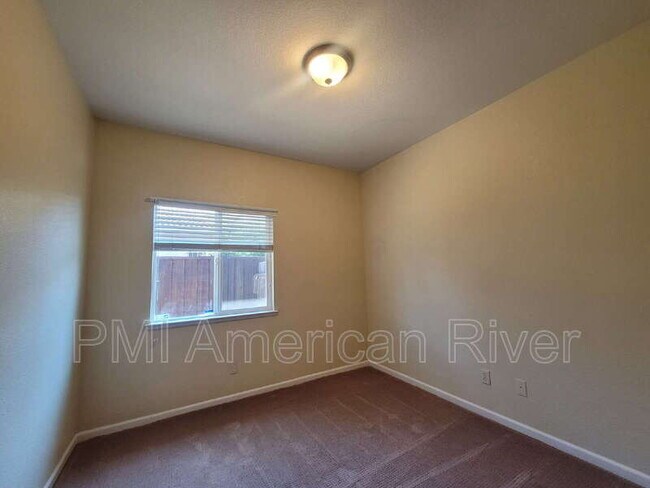 Building Photo - 10920 Bellone Way