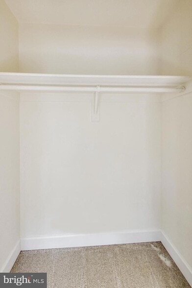 Building Photo - 6104 Cool Spring Terrace S