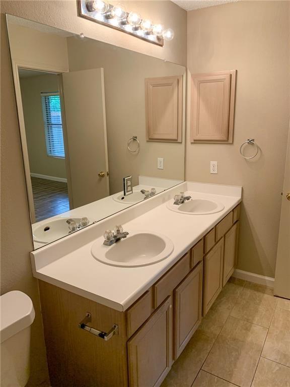 Building Photo - 9617 Copper Creek Dr