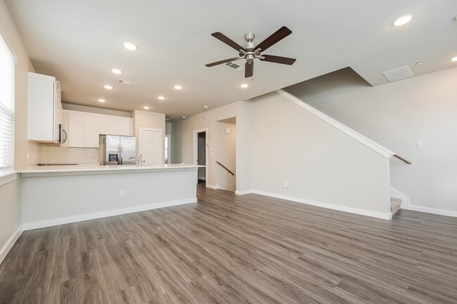 Building Photo - 18435 Idyllic Aly