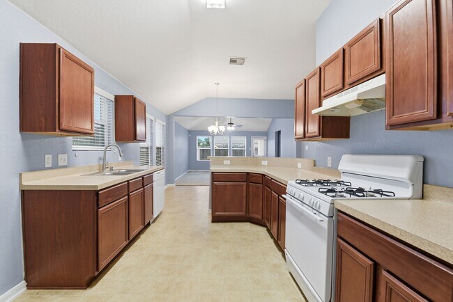 Building Photo - 16763 N Blue Jay Dr
