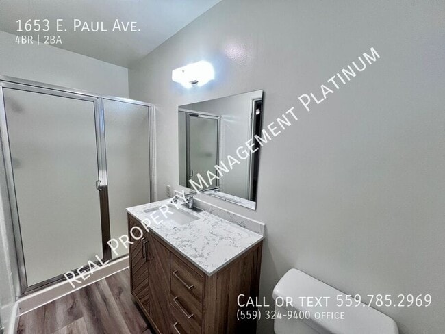 Building Photo - 1653 E Paul Ave