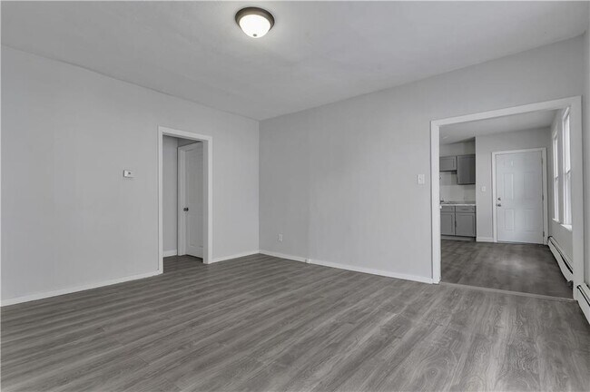 Building Photo - 52 Bellevue Ave