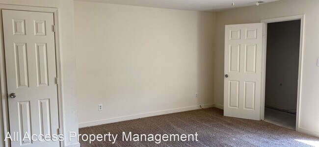 Building Photo - 3 br, 1.5 bath House - 156 Delmar Lane Unit A