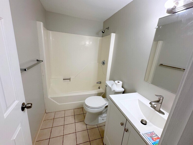 Building Photo - 30 Revere Beach Pky