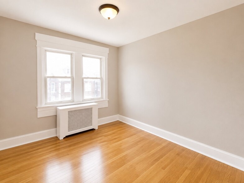 Building Photo - 409 N Daggett St