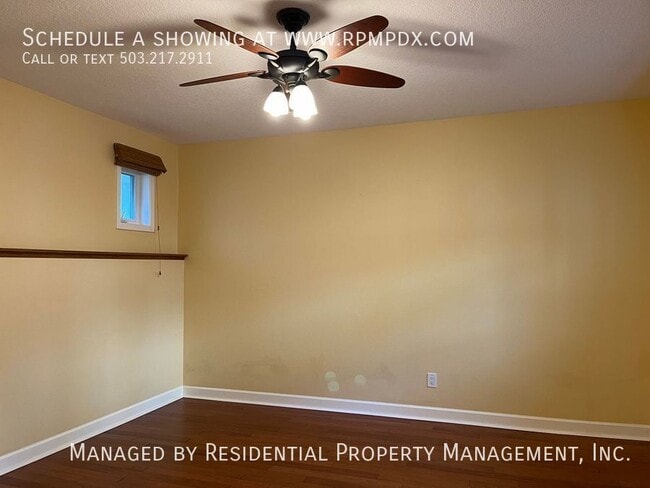 Building Photo - 3964 NW Brookview Way