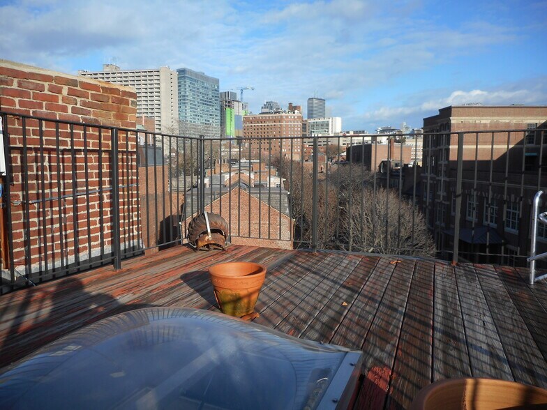 Primary Photo - 141 Arlington St
