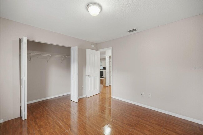 Building Photo - 14 Cedar Tree Terrace