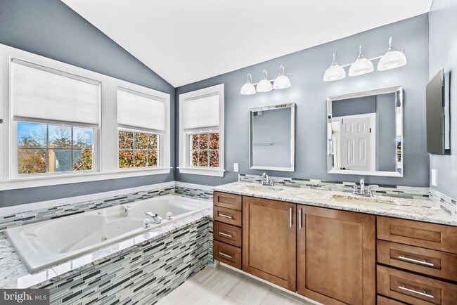 Building Photo - 46564 Hampshire Station Dr