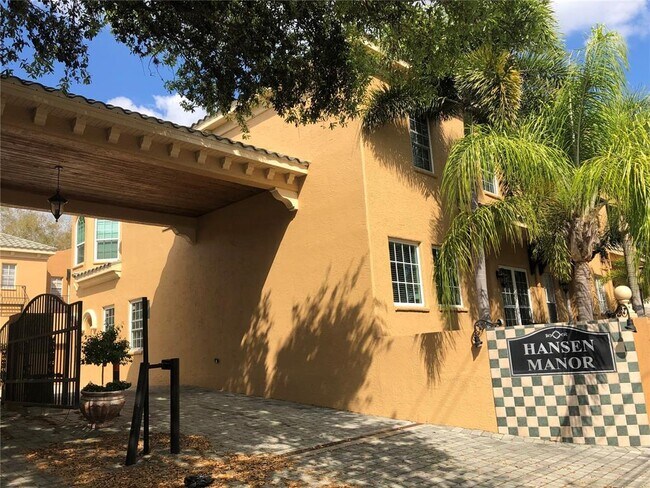 Building Photo - 2902 Hansen Manor Ln