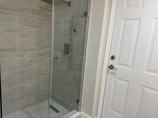 Building Photo - 14925 SW 26th Terrace