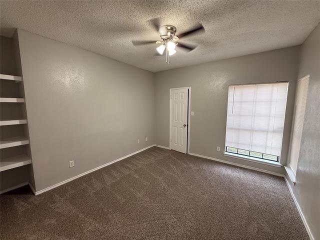 Building Photo - 9601 Forest Ln