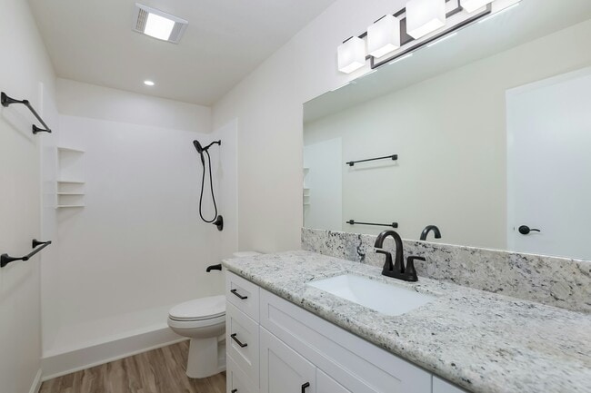 Building Photo - 46-63-63 Emepela Pl