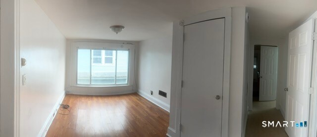 Building Photo - 831-833-833 William St