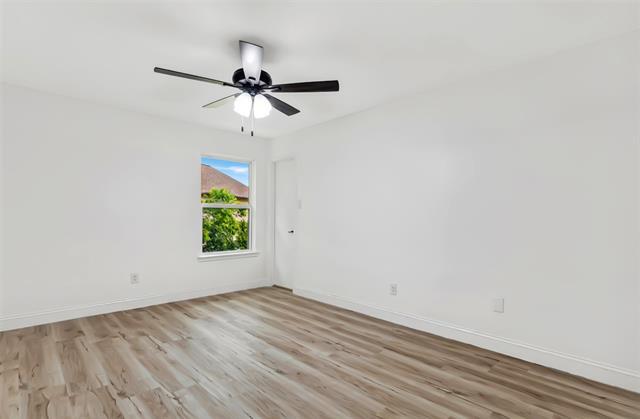 Building Photo - 783 Eiffel Dr