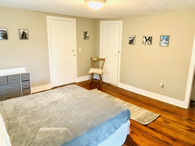 King Bed - Front bedroom - 1579 Pleasant St