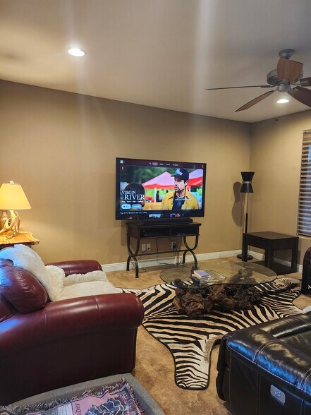 Building Photo - 1546 Campfire Ln