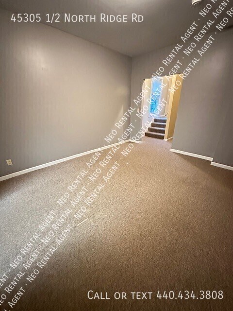 Building Photo - 45305 N Ridge Rd