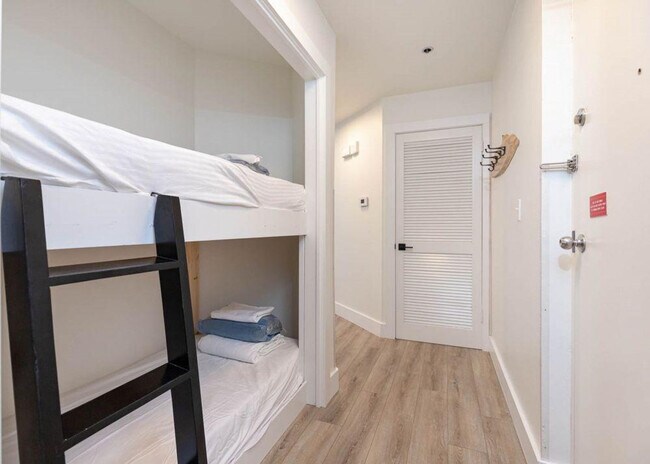 Building Photo - 27100 Perdido Beach Blvd