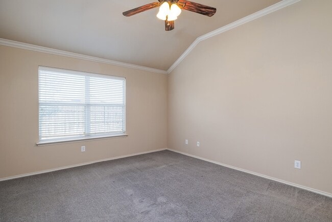 Building Photo - 6237 Chalk Hollow Dr