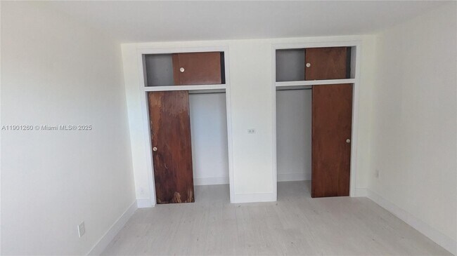 Building Photo - 4111 NW 37th Ave
