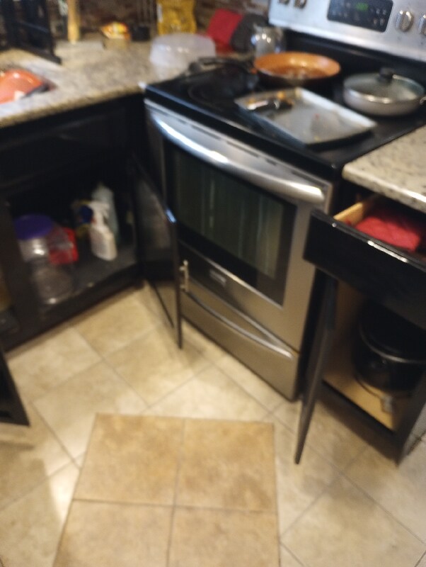 Building Photo - 3211 Highland Ave